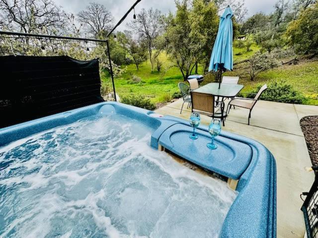 The Lighthouse Pet Friendly Hot Tub Bbq Sleeps 11 * Coarsegold