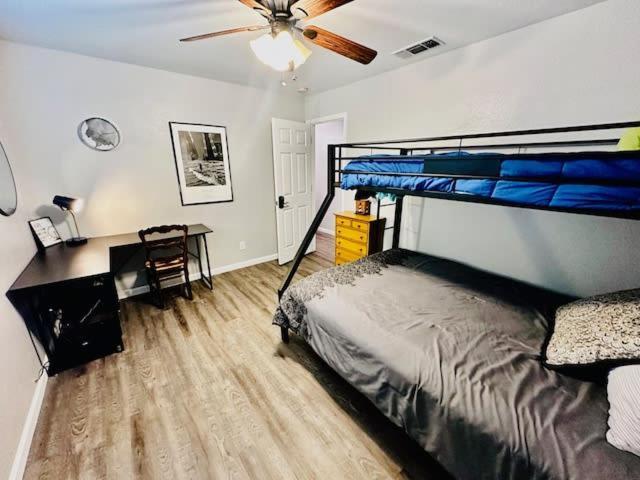 The Lighthouse Pet Friendly Hot Tub Bbq Sleeps 11 *